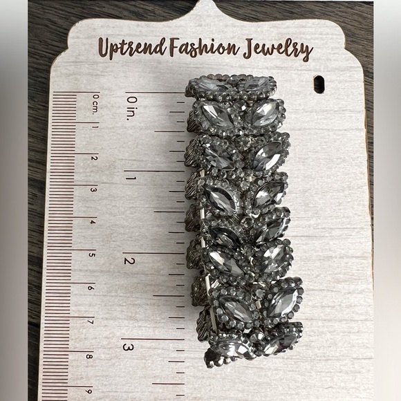 GUNMETAL LEAFLET BRACELET - Picture 3 of 6